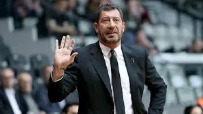 Ufuk Sarıca Hastaneye Kaldırıldı!  Sağlık Durumu Nasıl, Neden Hastanede?