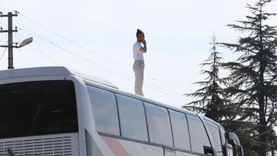 Böylesi Daha Önce Görülmedi! Antrenör Pınar Konca, Takımını Bakın Nereden Yönetti