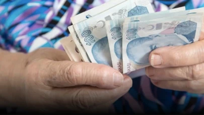 Emekliye bayram sevinci! 4 bin TL ikramiye için tarih açıklandı