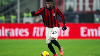 Galatasaray'ın Emerson Royal'i Neden Transfer Etmediği Belli Oldu! Oyuncunun Babası Uzun Zaman Sonra Konuştu