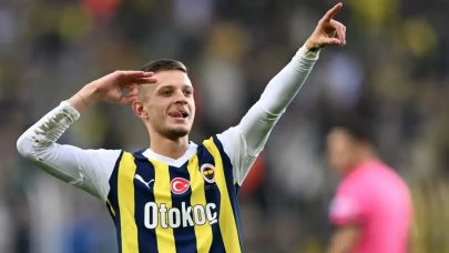 Szymanski İçin Transfer Savaşı Başladı: Fenerbahçe’nin Talebi Dudak Uçuklattı!