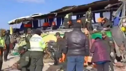 Otobüs kazasında 37 kişi hayatını kaybetti, 39 yaralı var