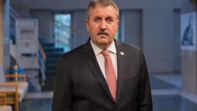 Destici'den CHP’ye sert tepki: ''Ön seçim kılıfı yolsuzluğu örtemedi''