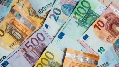 Euro uçuşa geçti! Yatırımcılar dikkat rekor üstüne rekor