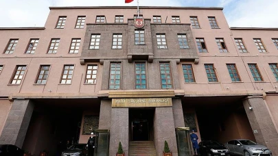 MSB’den PKK’ya sert mesaj: “Silahları teslim edeceğiniz tarihi açıklayın!”