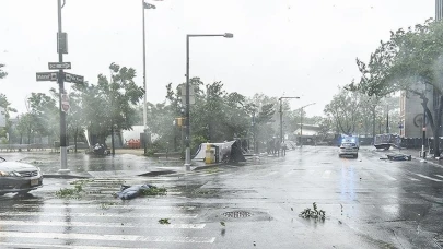Şiddetli Fırtına ve Kasırgalar ABD’yi Vurdu: Ölü Sayısı 33’e Çıktı!
