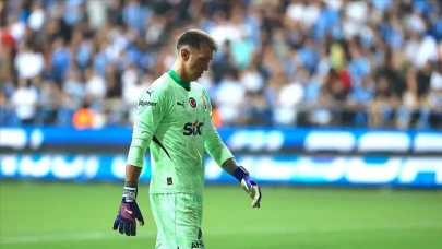 Galatasaray'da Muslera Dönemi Resmen Sona Eriyor: Tecrübeli File Bekçisi Eşyalarını Uruguay'a Gönderdi