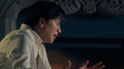 Tamer Gürsoy'un solo kariyerinde çığır açan şarkı