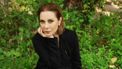 Zuhal Olcay’dan Gençlere Taş Çıkartan Pozlar! 67 Yaşında Ama Zaman Ona İşlemiyor