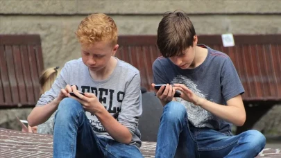 İsveç Eğitim Bakanlığı Okullarda Telefonu Yasakladı: Ülkemizde de Benzer Bir Çalışma Olabilir Mi?