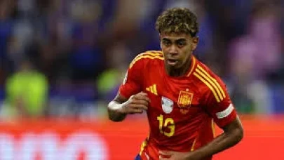 Lamine Yamal Kimdir, Kaç Yaşında, Nereli, Hangi Mevkide Oynuyor, Sevgilisi Kim, Dini İnancı Nedir?