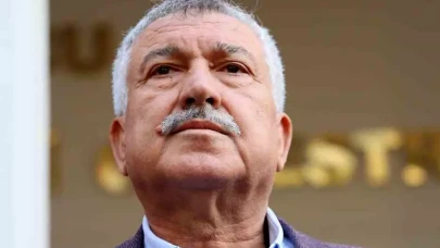 Zeydan Karalar Kimdir, Kaç Yaşında, Nereli, Alevi Mi, Evli Mi, Eşi Kim? İstanbul'un Vekaleten Başkanı Oldu!