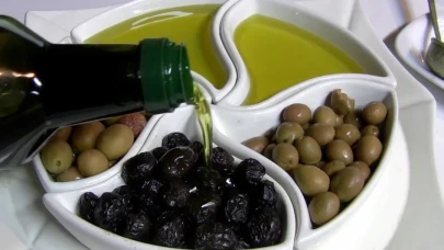 Zeytinyağı Nasıl Saklanmalı, Tenekede Zeytinyağı Saklamak Zararlı mı? Bilimsel Uyarı Geldi