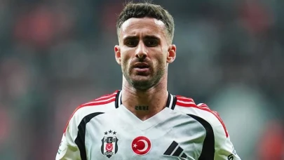 Beşiktaş'a Derbi Öncesi Rafa Silva Şoku: Rafa Hazırlık Maçında Sakatlandı! Rafa Silva Galatasaray Derbisinde Oynayacak mı?