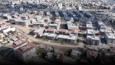 Enkazların yerine umut yükseliyor: Kahramanmaraş’ta 74 bin yeni konut için geri sayım!