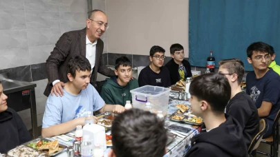 Gençlere Büyük Destek: Meram Belediyesi’nden Eğitim Odaklı Buluşma