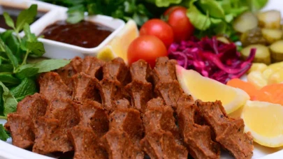 Çiğ Köfte Yapmanın Püf Noktaları: Lezzetin Sırrı Burada!