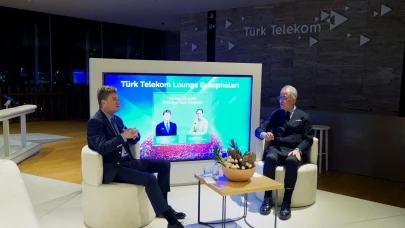 Türk Telekom Lounge’da Sanat Rüzgarı: Tan Sağtürk ile Romeo ve Juliet’e Derin Yolculuk!