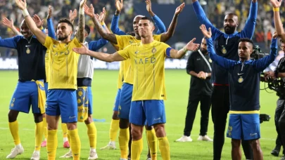 Futbol Şöleni: 4 Gollü Dev Maçta Kazanan Yok!