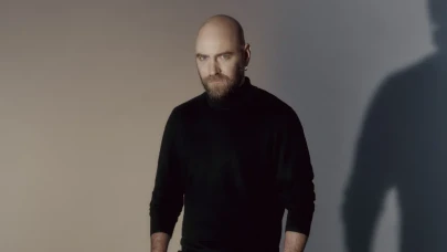 Mugler Tahtında Şaşırtan Değişim: Moda Dünyasının Tanımadığı İsim Baş Kreatif Oldu!