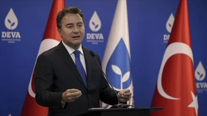 Ali Babacan kimdir, kiminle evli, eşi kim, aslen nereli, kaç çocuğu var, kaç yaşında, hangi partiden? Kariyer ve Hayatı