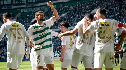 Bursaspor - Kırşehir FK Karşısında Farklı Skorla Galip Geldi! Yeşil Beyazlı Ekip Şampiyonluk Yarışında Puan Farkını Açıyor