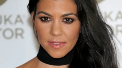 Sosyal Medyada Büyük Yalan! Kourtney Kardashian Gerçeği Açıkladı