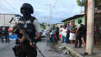 Ekvador’da Çeteler Savaşa Girdi: 22 Ölü, Sokaklar Kan Gölüne Döndü!