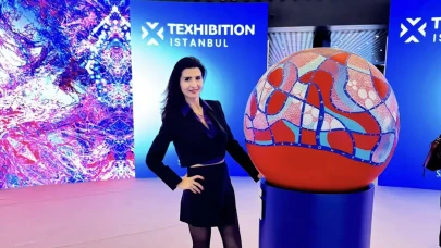 Sanat ve Tekstil Buluştu! Dr. Seval Özcan’dan Texhibition’a Damga Vuran Eser