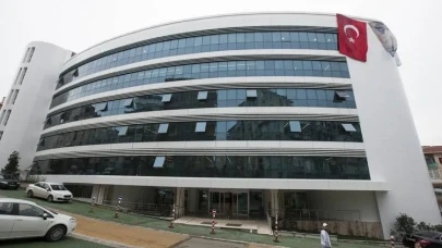 Kartal’da Kamu Alanları Yok Oluyor! AK Parti “Dur” Dedi!