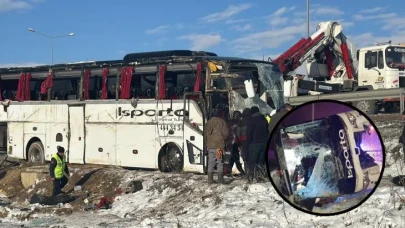 Feci Kaza! Yolcu Otobüsü Şarampole Yuvarlandı: Ölü ve Yaralılar Var