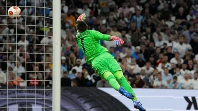Galatasaray'da Muslera Sonrası İçin Kaleci Adayları Ortaya Çıktı! Galatasaray'ın Yerli ve Yabancı Kaleci Alternatifleri Kimler?