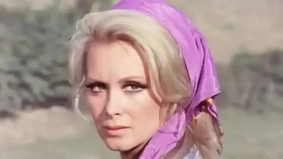 Filiz Akın’ın Ailesi Kimdir? Annesi, Babası, Abisi ve Kardeşleri Hakkında Merak Edilen Her Şey