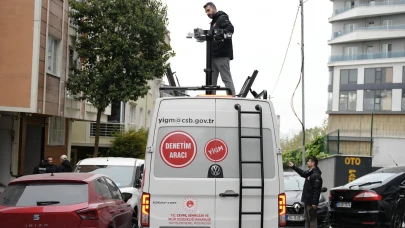 Dakika dakika izleniyor! Bakanlık bina kaymalarını takipte