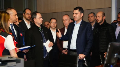 Bakan Kurum'dan sert uyarı: "O binalara sakın girmeyin!"