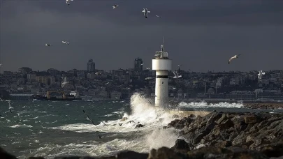 İstanbul’u sarsacak fırtına için valilikten acil uyarı! Önleminizi alın
