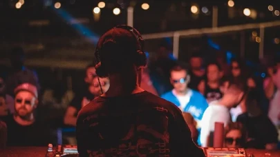 Gece Uyanık Kalanlar Daha Mı Depresif? Uzmanlardan Kritik Uyarı