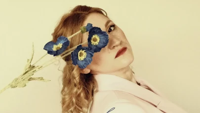 Müzikte Yeni Dönem: Merve Çalkan’dan Yüzde 100 Yerli Albüm “AZADE”