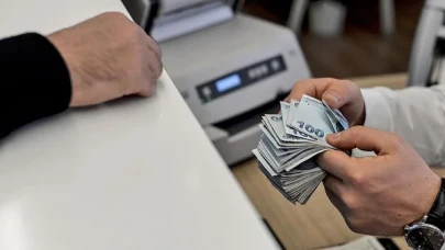 Bankalarda bahar yarışı başladı: Faizler düştü kredi taksitleri cep dostu oldu!