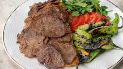 Evde Döner Devrimi: Kıymadan Hazırlanan Bu Tarif Ağızları Sulandırıyor
