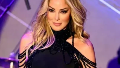 Petek Dinçöz Yeni İmajıyla Kıbrıs'ta Sahne Aldı: Sosyal Medya İkiye Bölündü!