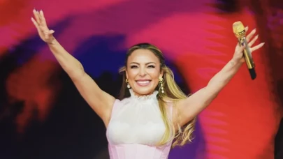 Ziynet Sali’den 25. Yıla Özel Sürpriz! Hayranlarına Unutulmaz Teşekkür