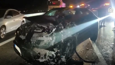 İstanbul-İzmir Otoyolu Mevkisinde Zincirleme Kaza Yaşandı: 1 Ölü 7 Yaralı