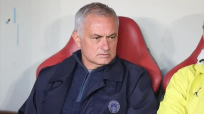 Jose Mourinho'dan Gaziantep Maçı Sonrası Sitem: "Yine Canımız Yandı"