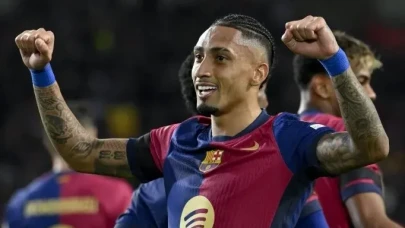 Raphinha Şampiyonlar Ligi'nde Şov Yapmaya Devam Ediyor: Messi'nin Rekorunu Kırarak Tarihe Geçmeye Çok Yakın!