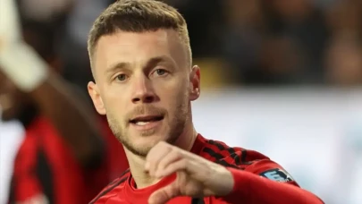 Alexandru Maxim’den Fenerbahçe Maçı Sonrası Sert Tepki: "Büyük Liglerde Böyle Penaltı Verilmiyor"