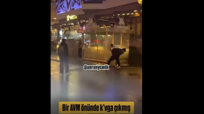 Ümraniye'de İki Grup Arasında Yumruklu Kavga Çıktı