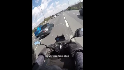 Otoyolda Makas Atan Araç Motorlu Sürücünün Kafa Kamerasına Yakalandı