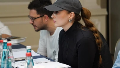 Karanlık Oda Dizisi Konusu Ne? Oyuncu Kadrosu Kimlerden Oluşuyor, Nerede Yayınlanacak?