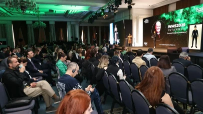 Dünyaca Ünlü Pazarlama Devleri Türkiye’de Buluştu: İşte Kotler Zirvesi’nden En Çarpıcı Anlar!